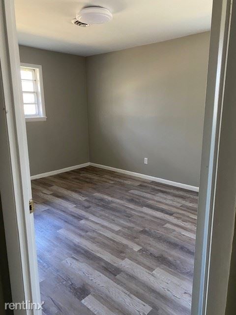 Building Photo - 3 br, 2 bath House - 2400 Bryan Drive