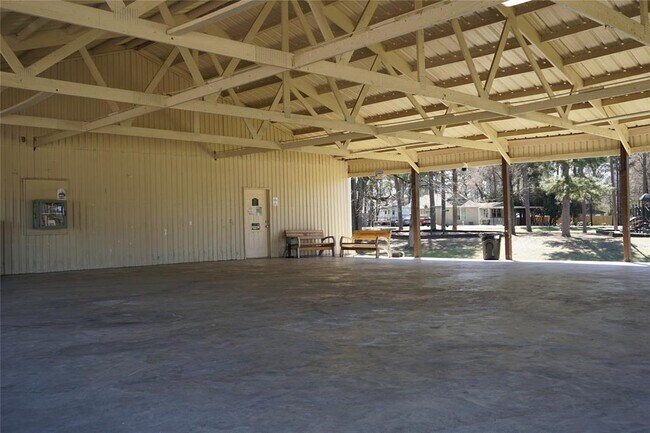 Building Photo - 11478 Underwood St