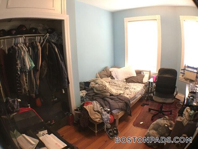 Building Photo - 74 Aldie St