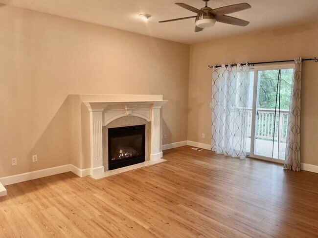 Building Photo - Must See! Beautiful 3bd/ + Bonus Rm/2.5 bath/ Primary Bed on Main/ /Heat Pump/Updated Features