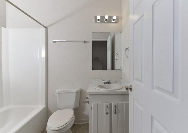 Building Photo - 1961 Haviland Cir