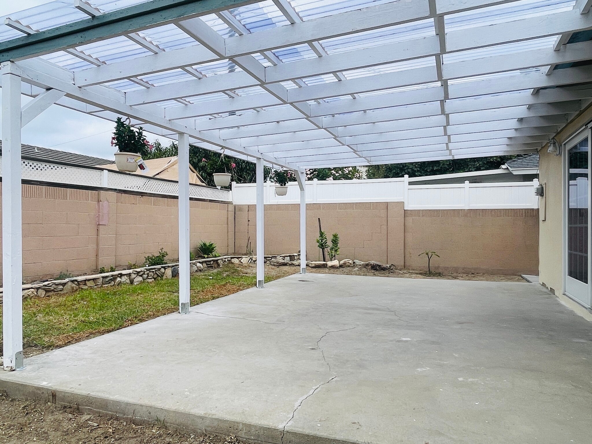 Building Photo - 10473 Rose Ann Cir