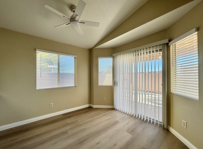 Building Photo - 1009 Torington Dr