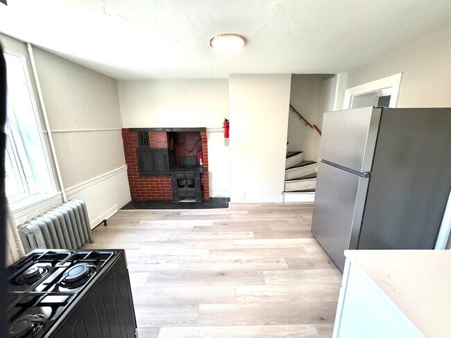 Building Photo - 4007 Germantown Pike