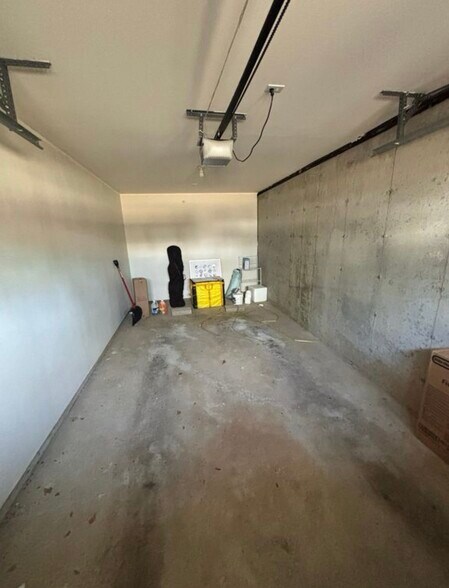 Building Photo - 69 Crotona Ave