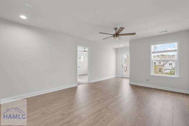 Building Photo - 268 Loblolly Ln