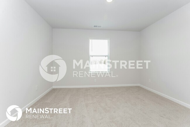 Building Photo - 3211 Quintana Dr