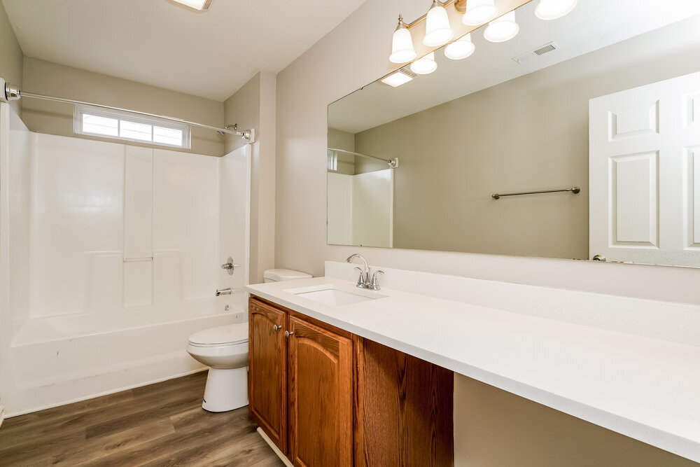 Building Photo - 6571 Daisy Hill Ct