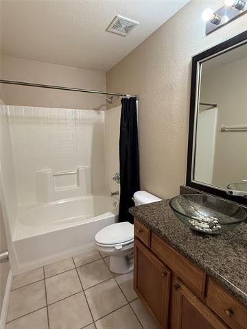 Building Photo - 11905 Stephenville Dr