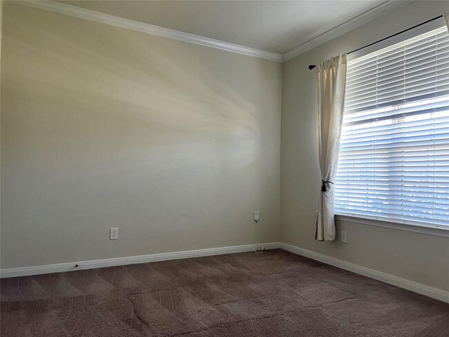 Building Photo - 24506 Raven Cliff Falls Dr