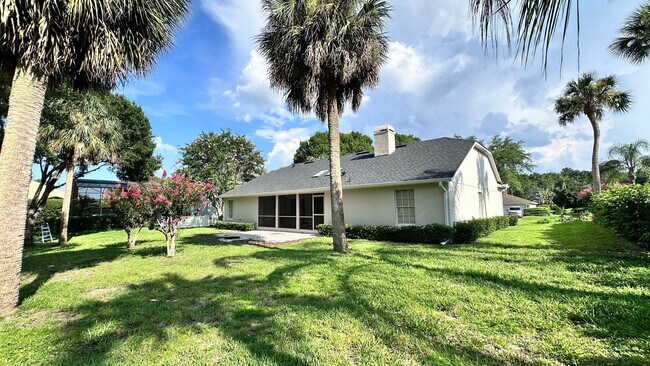 Building Photo - 7468 Aprelle Dr