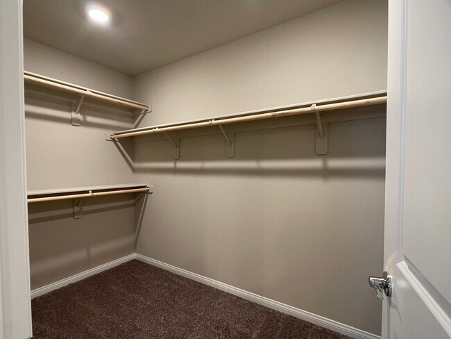 Building Photo - Brand New, Never Lived in House, located in the Southwest!