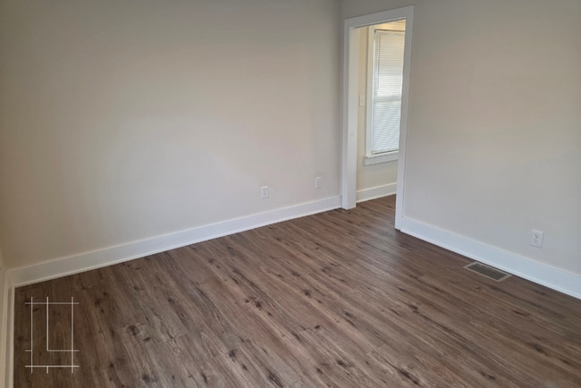 Building Photo - 1257 N 6th St