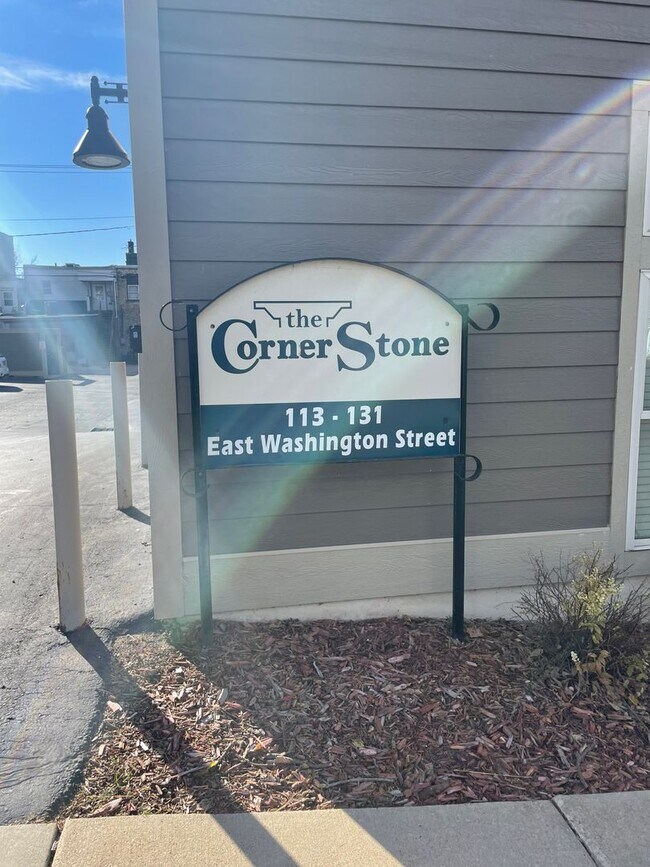 Building Photo - Luxury 1-Bedroom Apartment in the Heart of Downtown Stoughton