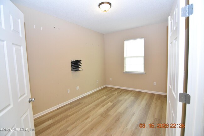 Building Photo - 16019 Hutton Ln