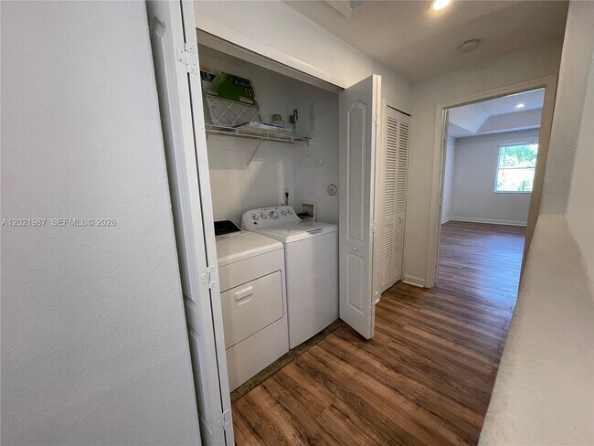 Building Photo - 3510 SW 170th Ave