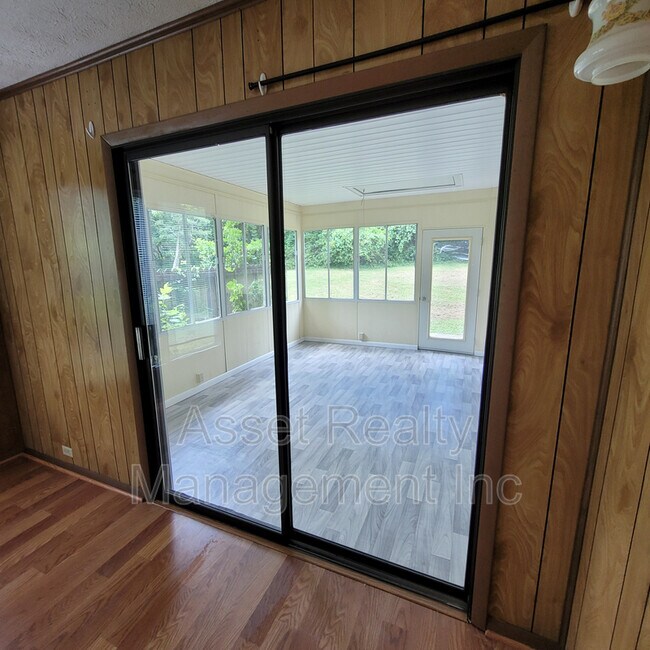 Building Photo - 119 Parsons Rd