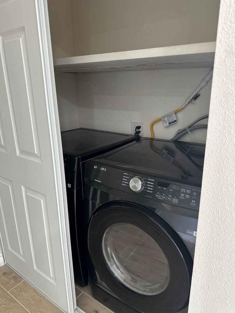 Washer and Dryer - 7445 Rhea Ave