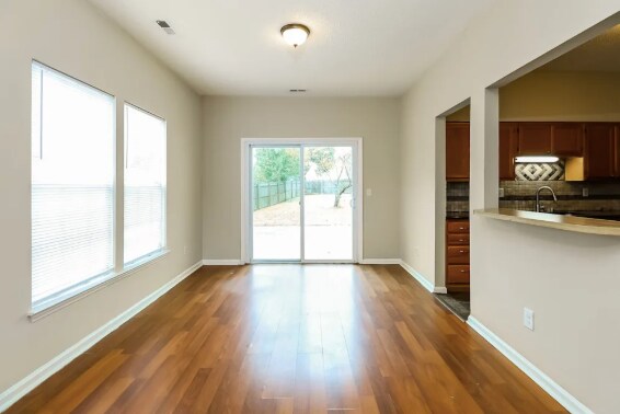 Building Photo - 1101 Gretna Green Dr