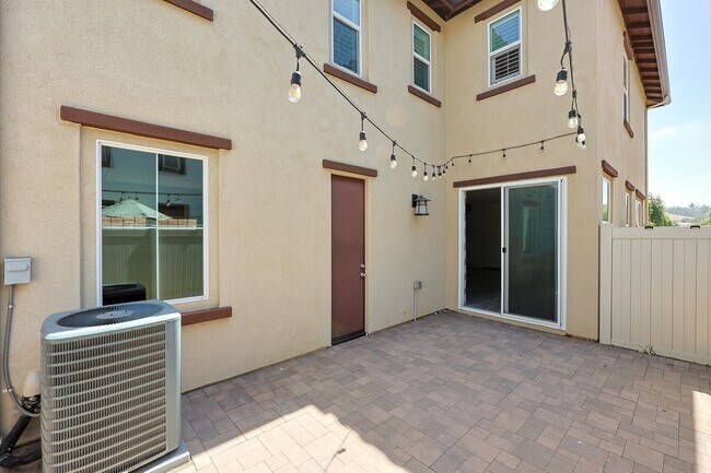 Building Photo - 4110 Mission Tree Way