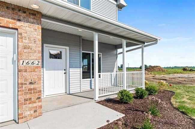 Building Photo - New Townhomes in a Convenient North Libert...