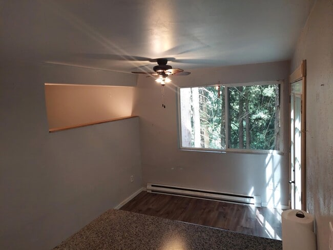 Building Photo - 21 Harborview Dr