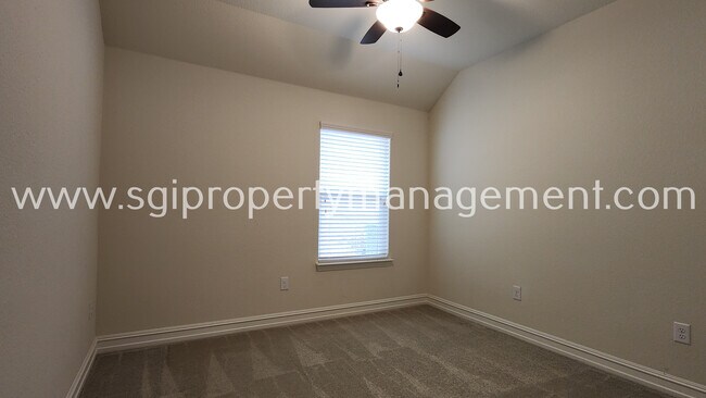 Building Photo - 3621 Brahman Ct