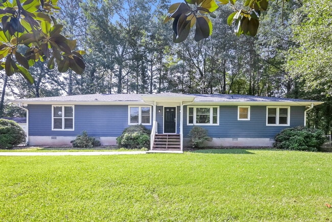 Building Photo - 58 Rustic Rd