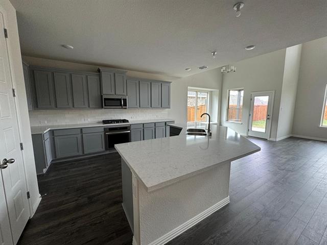 Building Photo - 1201 Indianola Trl