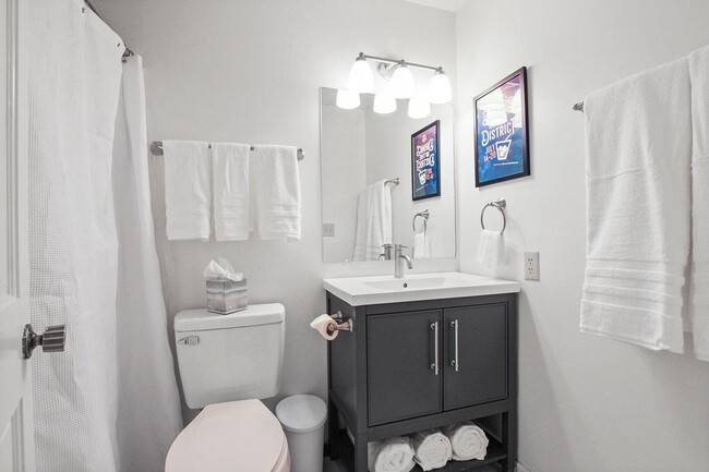 Building Photo - 2804 Melody Ln