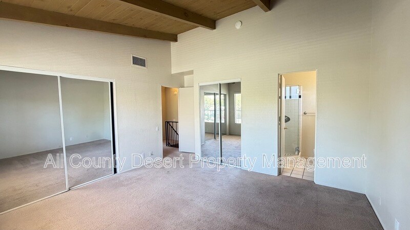 Building Photo - 550 El Cielo Rd
