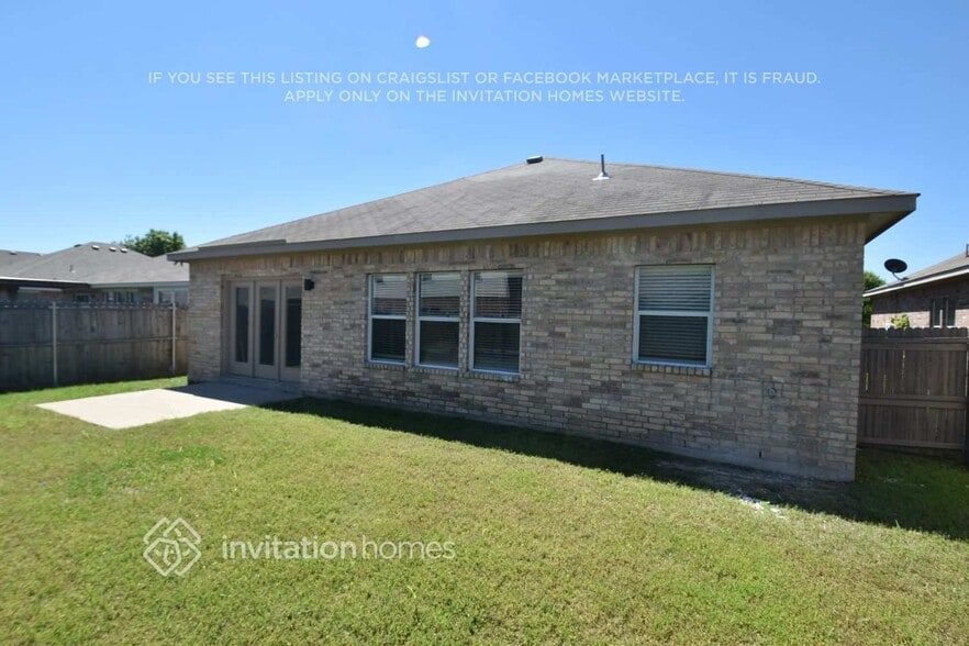 Building Photo - 1716 Twin Hills Way