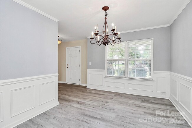 Building Photo - 1445 Laraway Ct NW