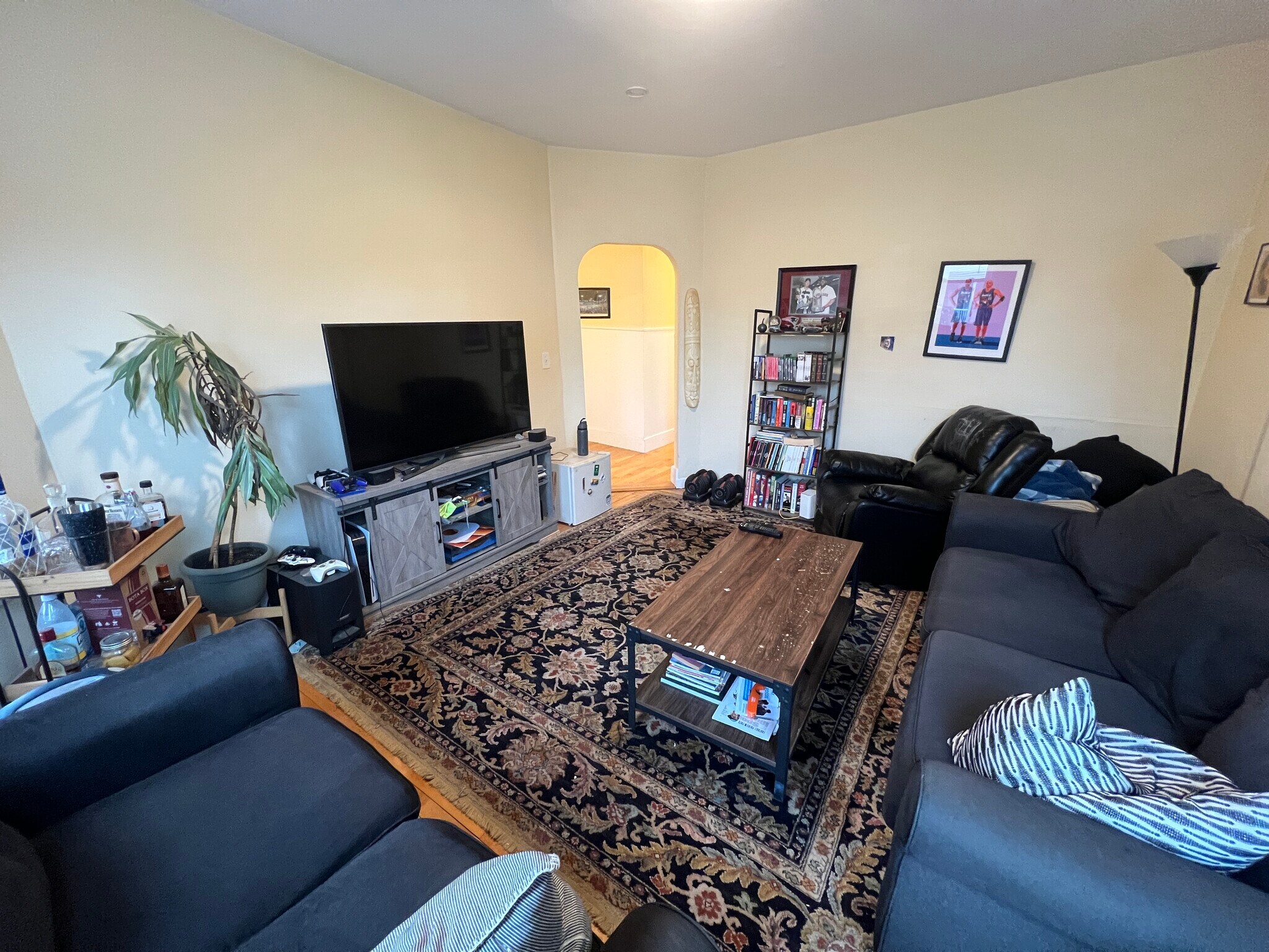 Building Photo - 29 Cameron Ave