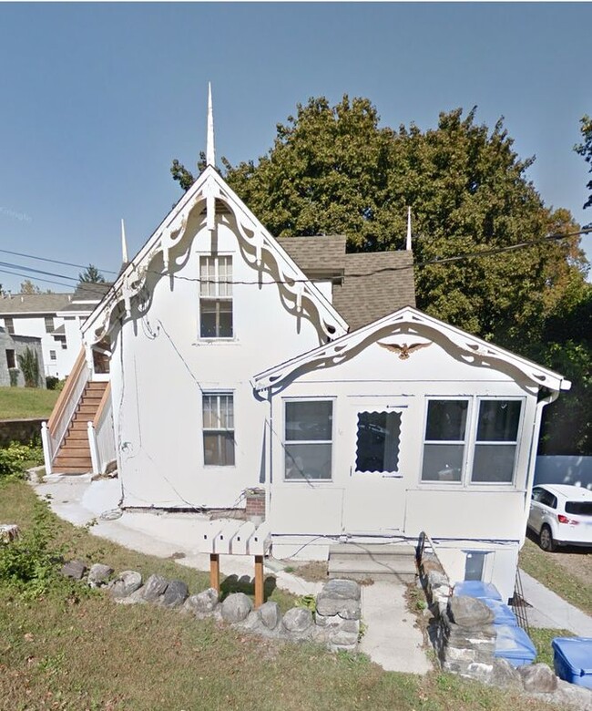 Primary Photo - 16 Starview Ave
