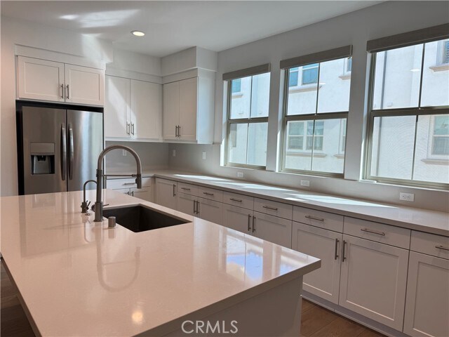 Building Photo - 235 Babson Ct