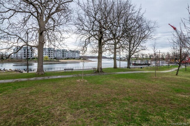 Building Photo - 3 Harbor Ln