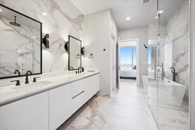 Building Photo - 1711 Allen Pkwy