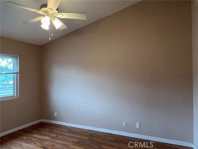 Building Photo - 17 Goldenrod