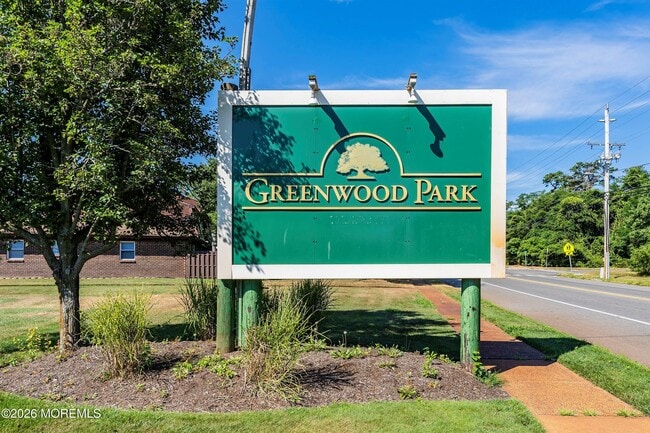 Building Photo - 40 Greenwood Loop Rd