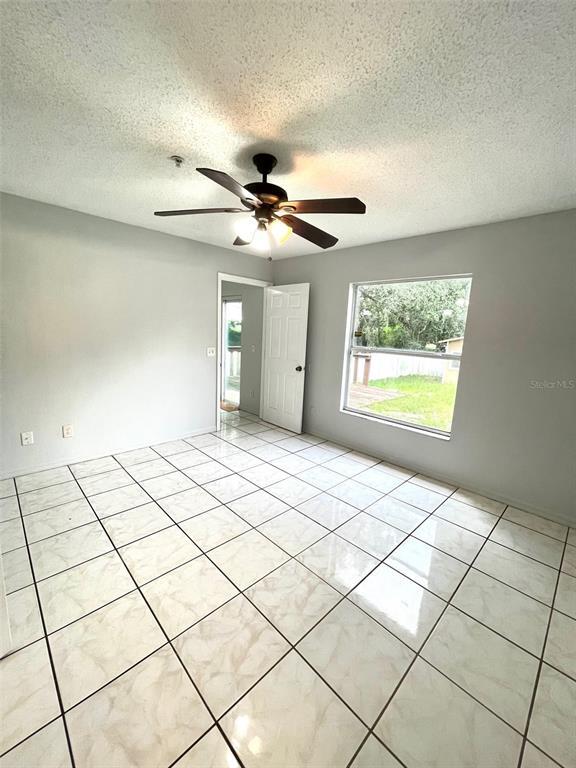 Building Photo - 9945 Wheatberry Ct