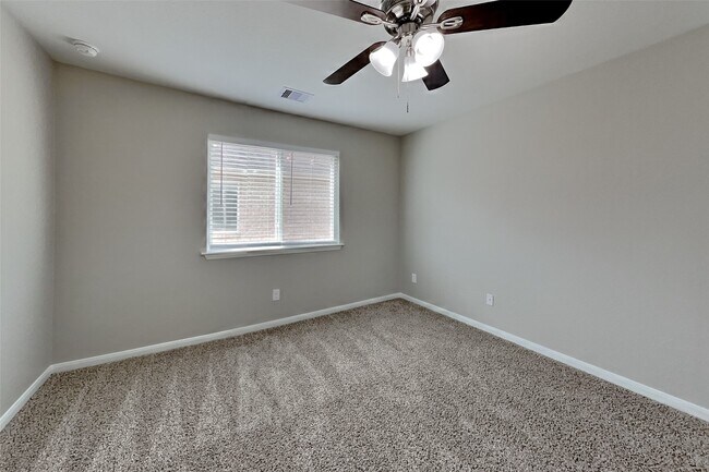 Building Photo - 16415 Lapis River Dr