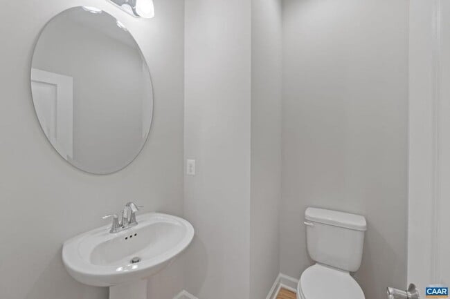 Building Photo - 4 Bedroom 3.5 Bathroom Townhouse with 2 Car Garage - Brownsville Elementary School District