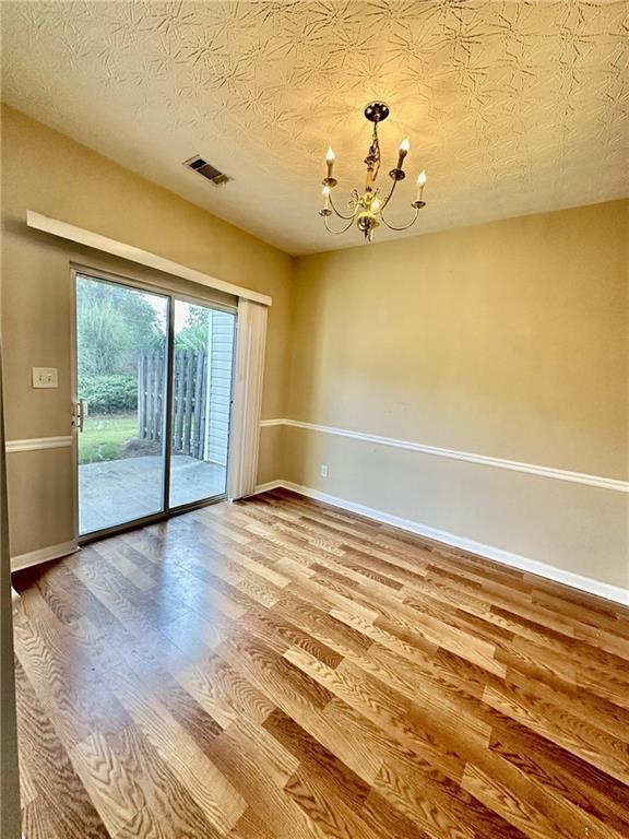 Building Photo - 658 Kenridge Dr