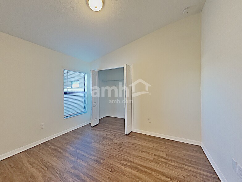 Building Photo - 13309 Wellington Hills Dr