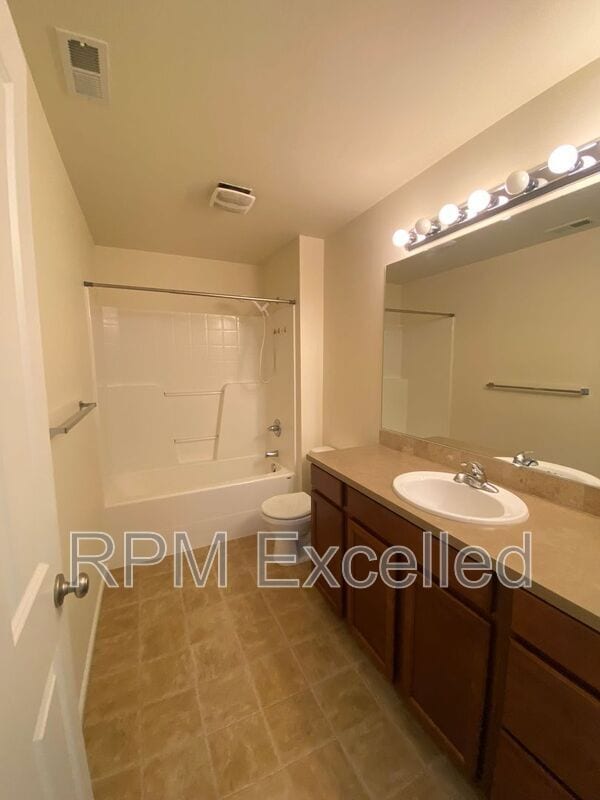 Building Photo - 20024 19th Ave E