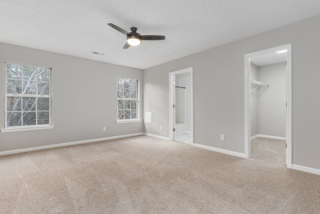 Building Photo - 1021 Aderley Oak Dr