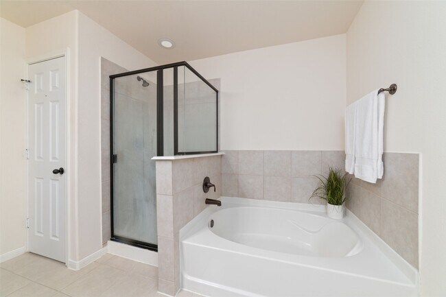 Building Photo - 6702 Honey Harvest Ln