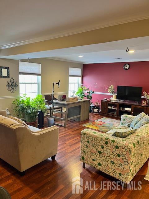 Building Photo - 102 Somerset Ct