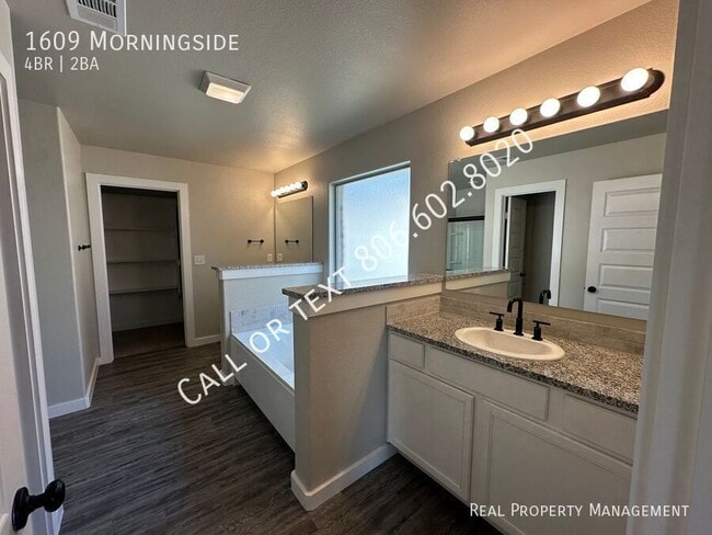 Building Photo - 1609 Morningside-
